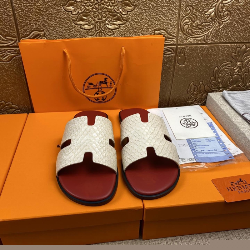H**mes slippers